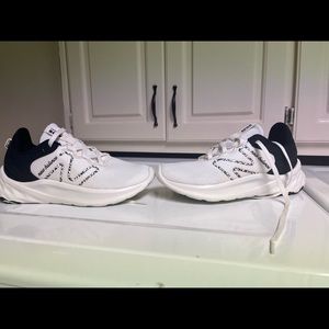 New balance fresh foam roav v2
